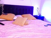 Willow__Love (Stripchat) Young skinny girl playing with her hole