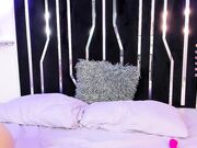 lily_cutie_ Fingering video show with 19 year old beauty