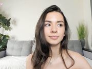 nicoleluuv Pussy playing with very sexy brunette at chaturbate