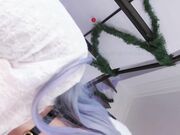 mollyflwers Busty Santa's Helper (Chaturbate Recording)