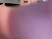 sexykinkycouple_69 Cute USA blonde fingering her wet clit at chaturbate 06-01-2025