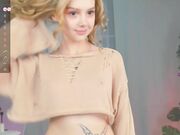 little_anitta 09-01-2025 Squeezes excited nipples (Chaturbate)