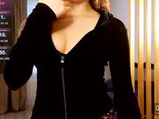Watch new online performer pretty_lesley  February-09-2025