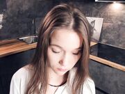 moirecreswell - New chaturbate show with a little student girl