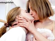 sweetestluna - lesbians and erect nipples ice show